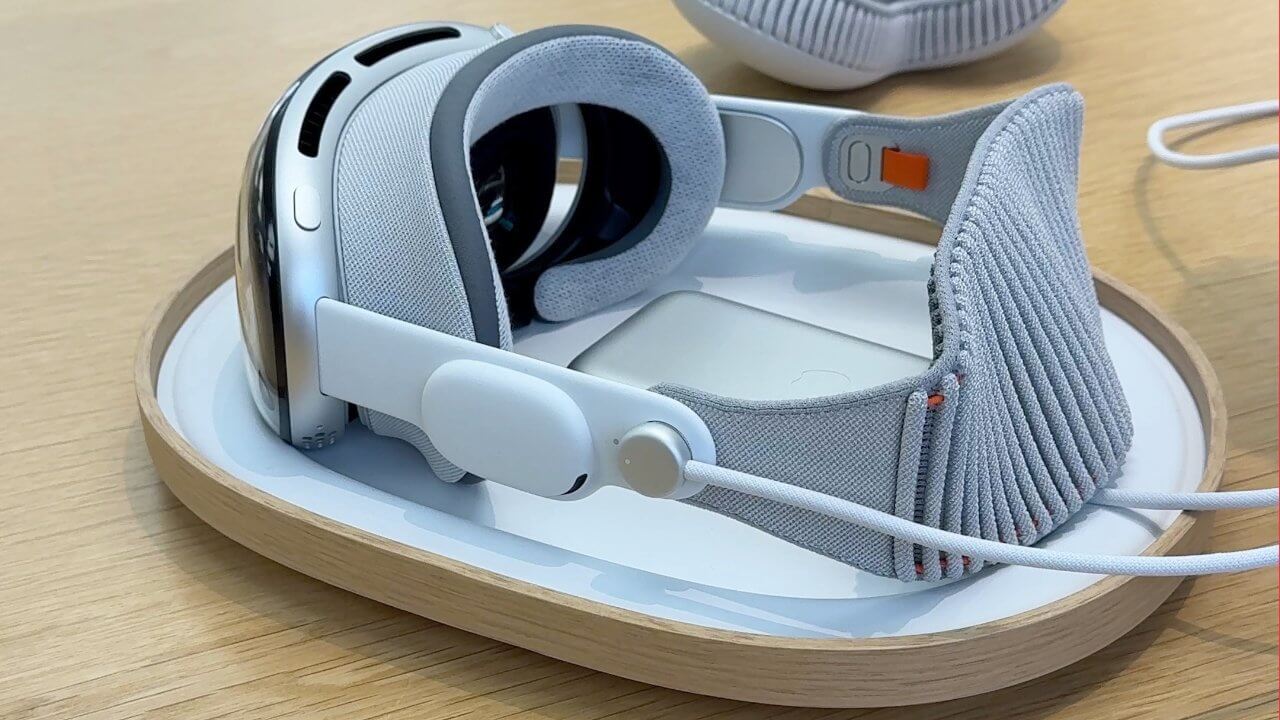 Apple Vision Pro — это «технология завтрашнего дня сегодня», говорит Кук