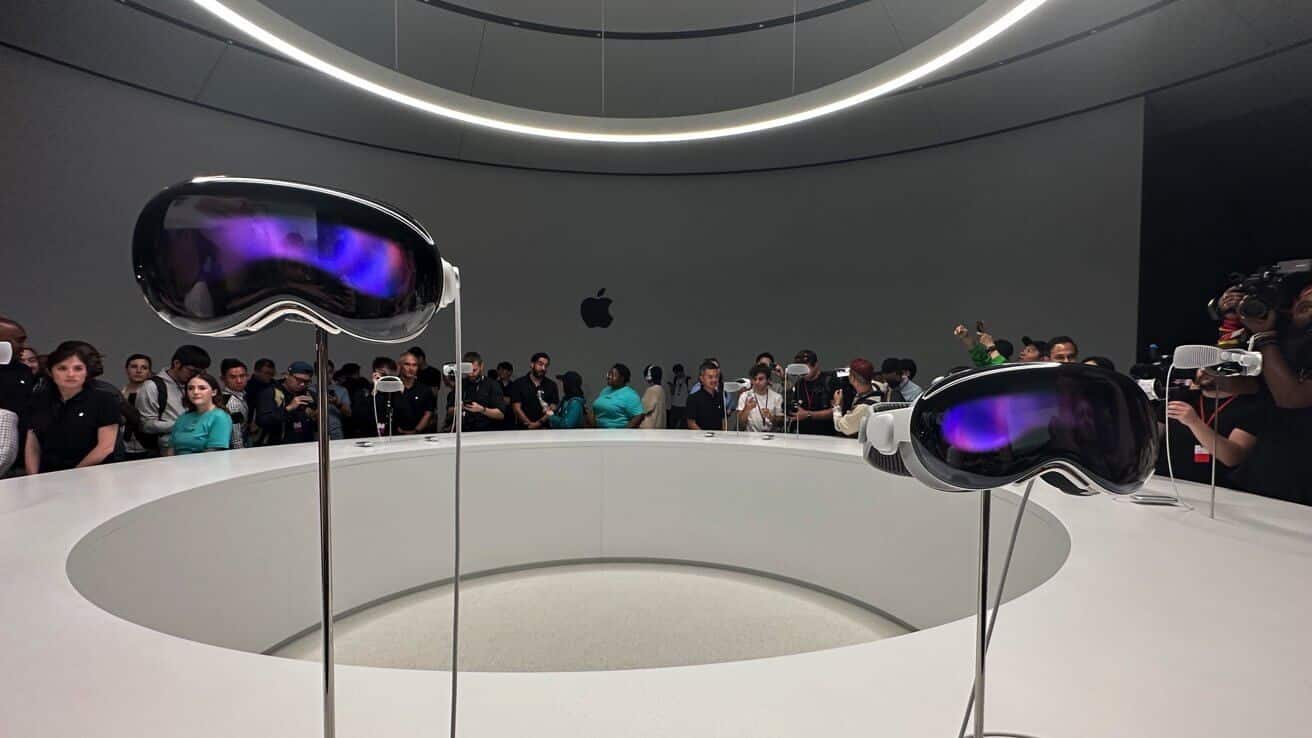 Apple теперь принимает заказы на демо-версии Apple Vision Pro