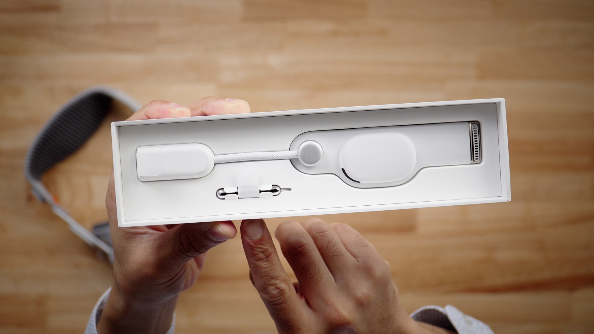 Ремешок для разработчика Apple Vision Pro в коробке