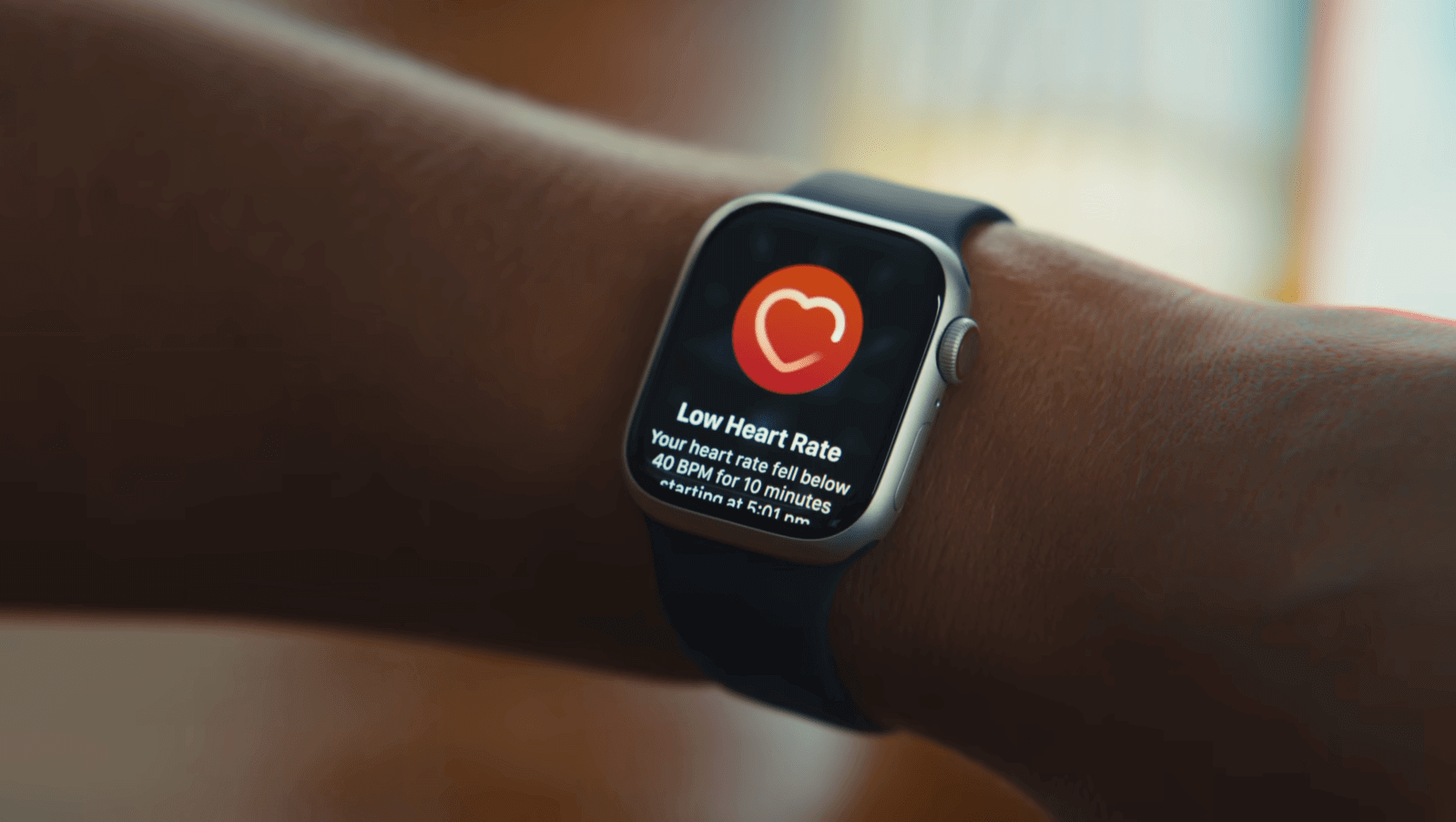 Apple Watch: функция контроля сердечного ритма и здоровья