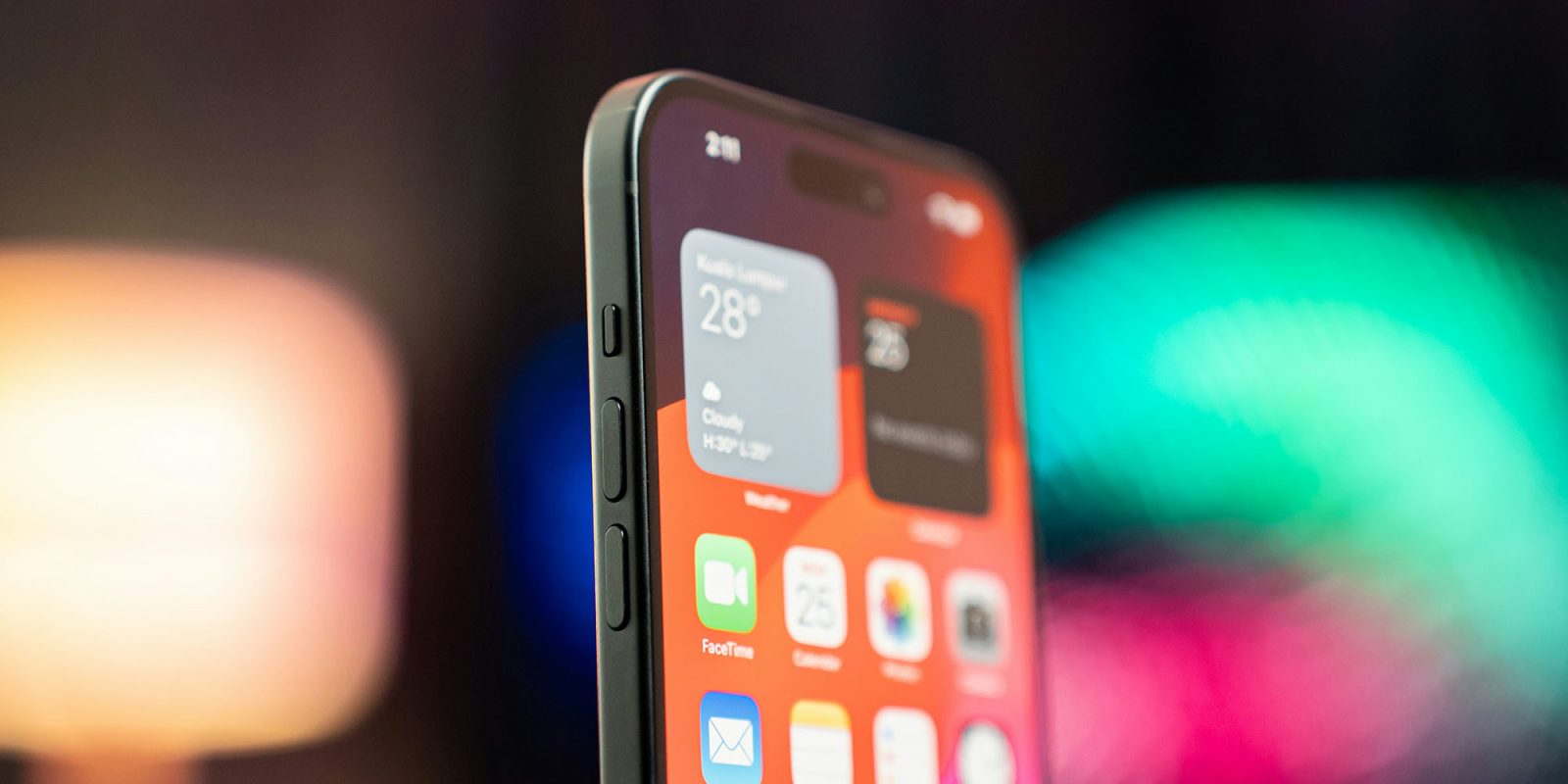 Скидки на iPhone в Китае |  Показан iPhone 15 Pro Max