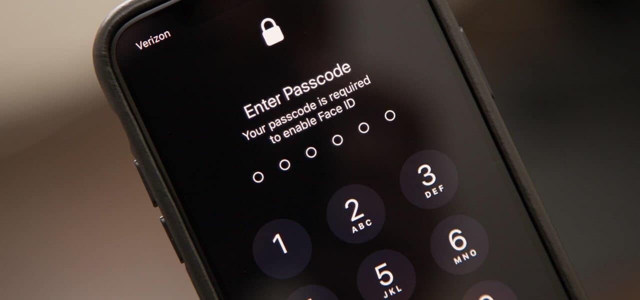 Соперник на выборах в Индии арестован, но Apple не разблокирует его iPhone