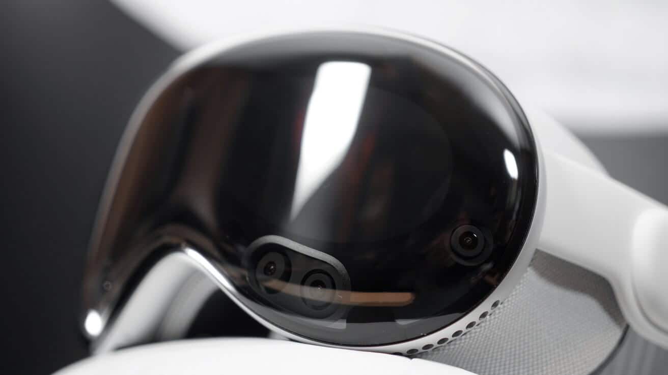 Apple Vision Pro пользуется большим успехом на предприятиях