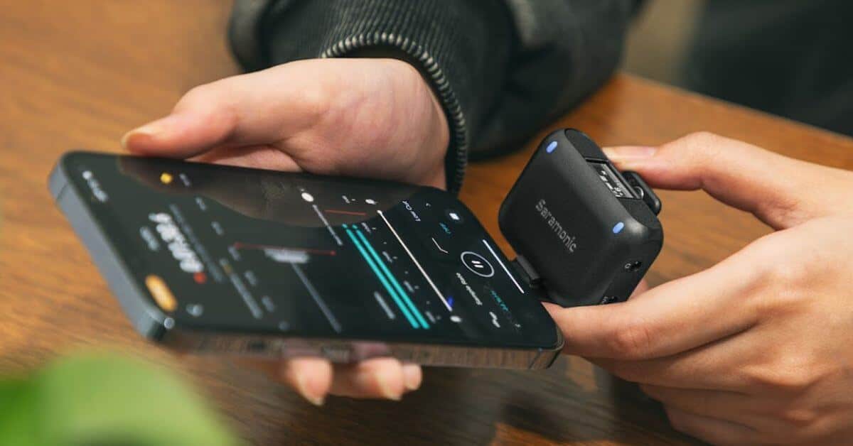 Saramonic Blink 500 B2+ — это множество беспроводных микрофонов для iPhone по отличной цене.