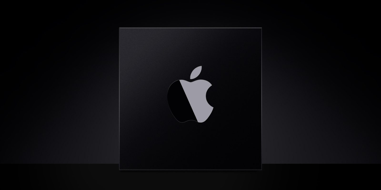 Рука с кремниевым чипом Apple