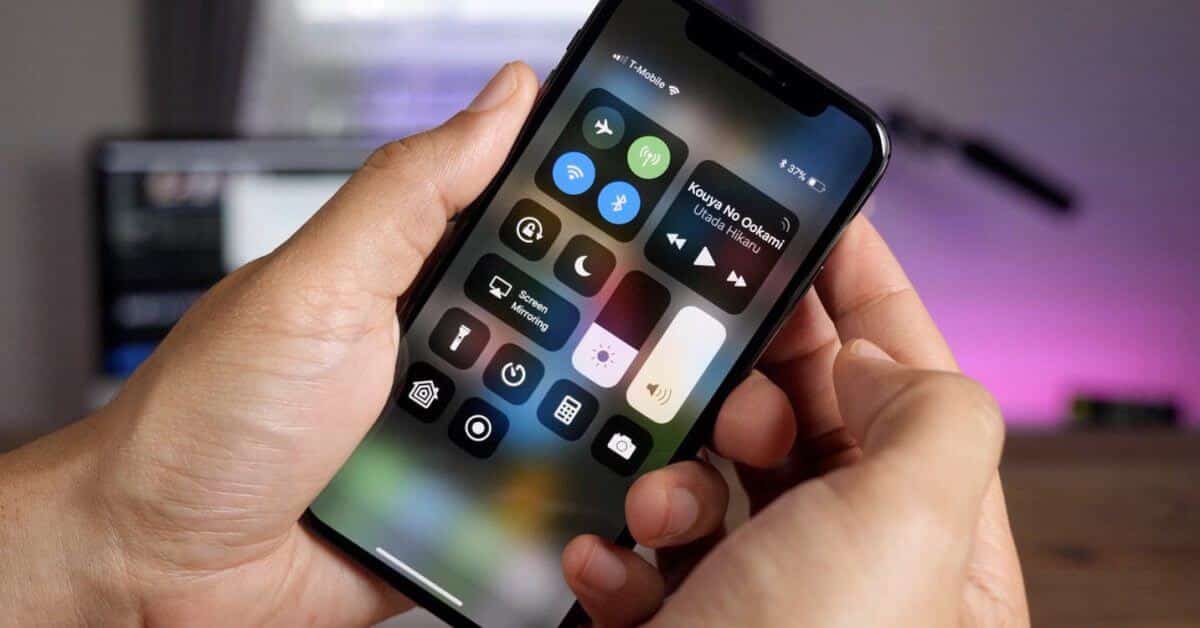 Сообщается, что в Центре управления iOS 18 представлен обновленный музыкальный виджет и элементы управления HomeKit.