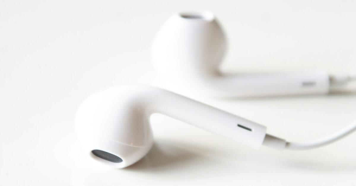 Для некоторых наушников Lightning китайского бренда требуется Bluetooth.