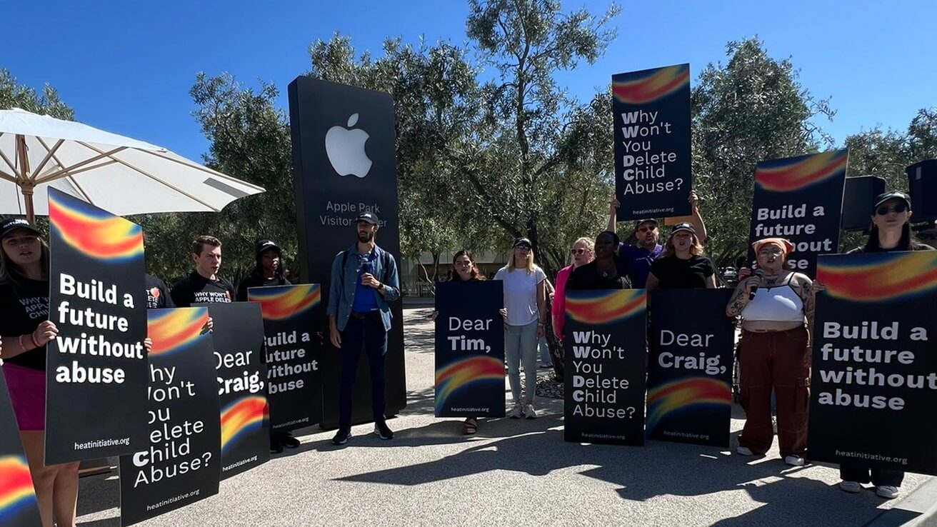 Защитники безопасности детей протестуют на WWDC