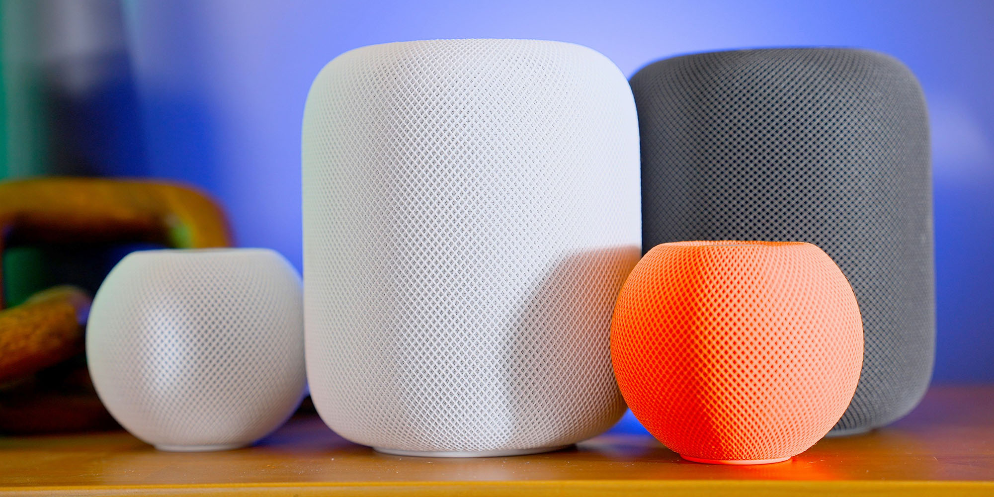 Поддержка Spotify HomePod |  Показаны оригинальные и мини-модели