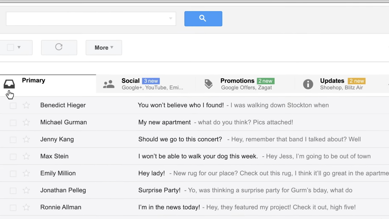 В почтовом ящике Gmail показаны вкладки «Основное», «Социальные сети», «Акции» и «Обновления» с несколькими непрочитанными сообщениями от разных контактов. Панель навигации и поиска видна вверху.