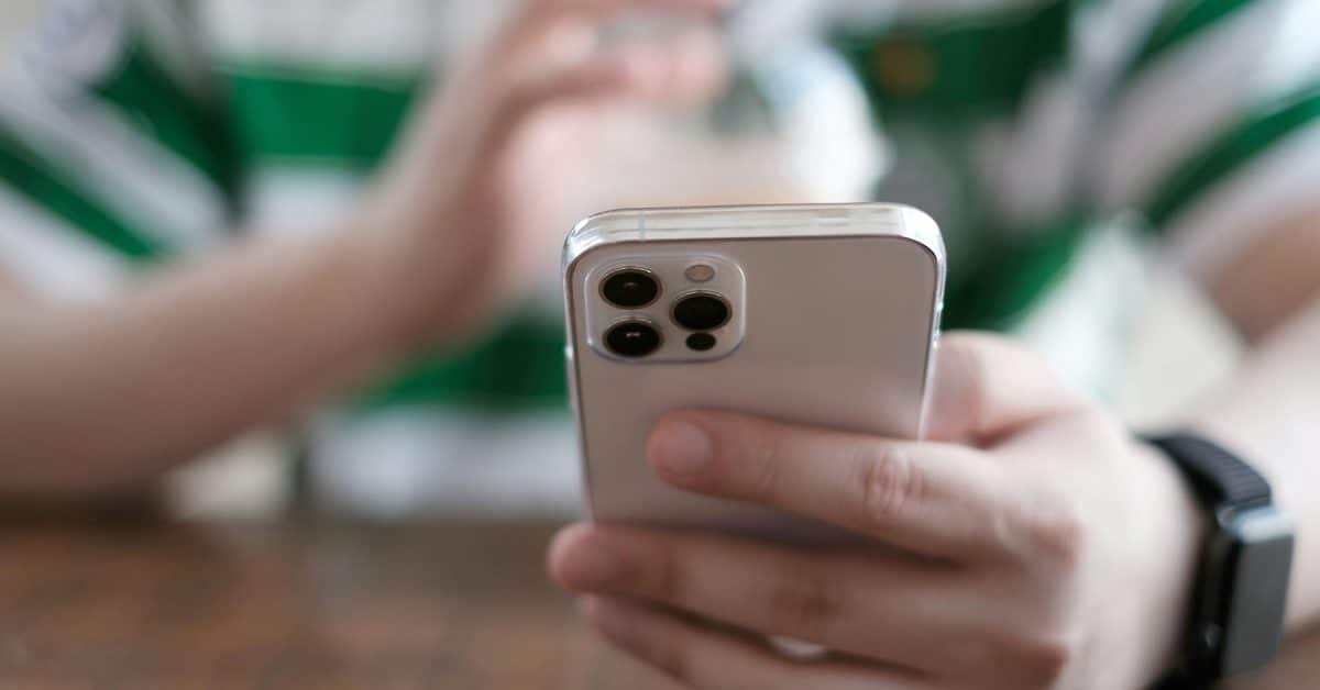 ОБЩЕСТВЕННАЯ ОБЪЯВКА: Остерегайтесь смишинговых текстовых сообщений с поддельными ссылками iCloud