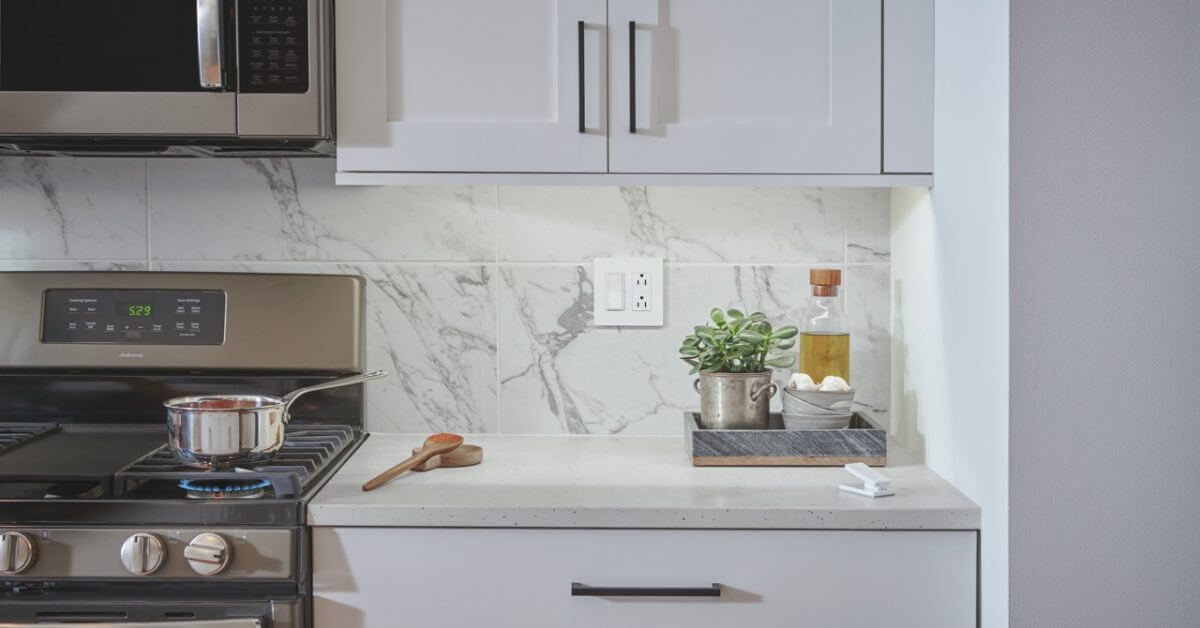 Lutron расширяет портфолио Caséta интеллектуальным диммером Diva ELV+ и новыми цветами пульта дистанционного управления Pico Paddle