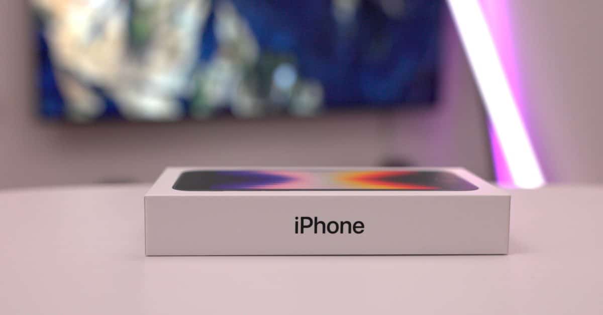 Слух: iPhone SE 4 получит OLED-дисплей, новый дизайн и более высокую цену