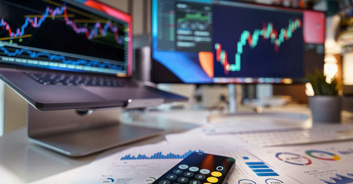Аналитики ожидают скромного роста сегодняшних доходов AAPL за третий квартал 2024 года