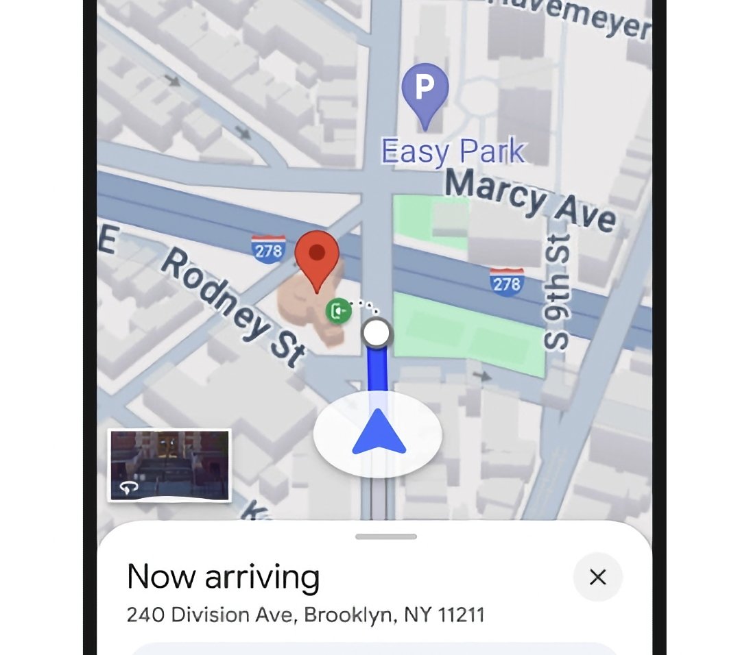 Навигационная карта показывает прибытие по адресу 240 Division Ave, Brooklyn, NY 11211, недалеко от пересечения Division Ave, Rodney St и Marcy Ave. Местоположение отмечено красным маркером.