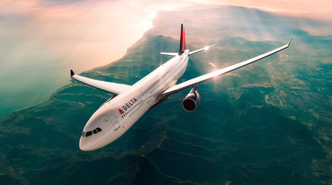 Генеральный директор Delta называет Microsoft «хрупкой» и хвалит Apple