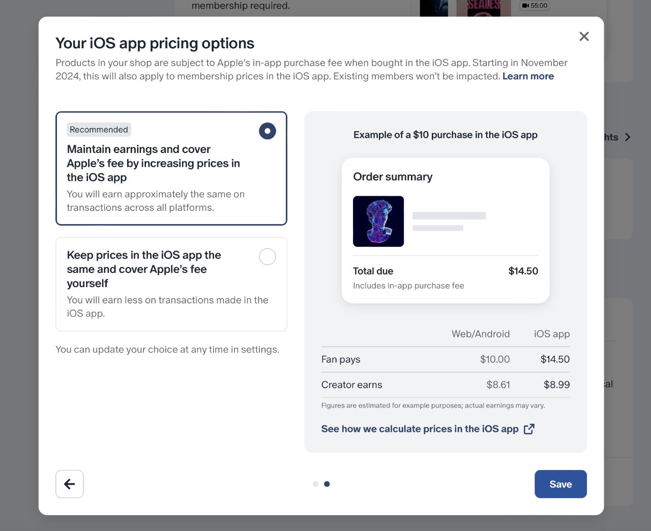 Варианты ценообразования приложений iOS, включая возможность покрытия комиссии Apple за счет повышения цен или сохранения цен на прежнем уровне и получения меньшего дохода. Пример: $14.50 за покупку на $10. Кнопка «Сохранить» внизу.