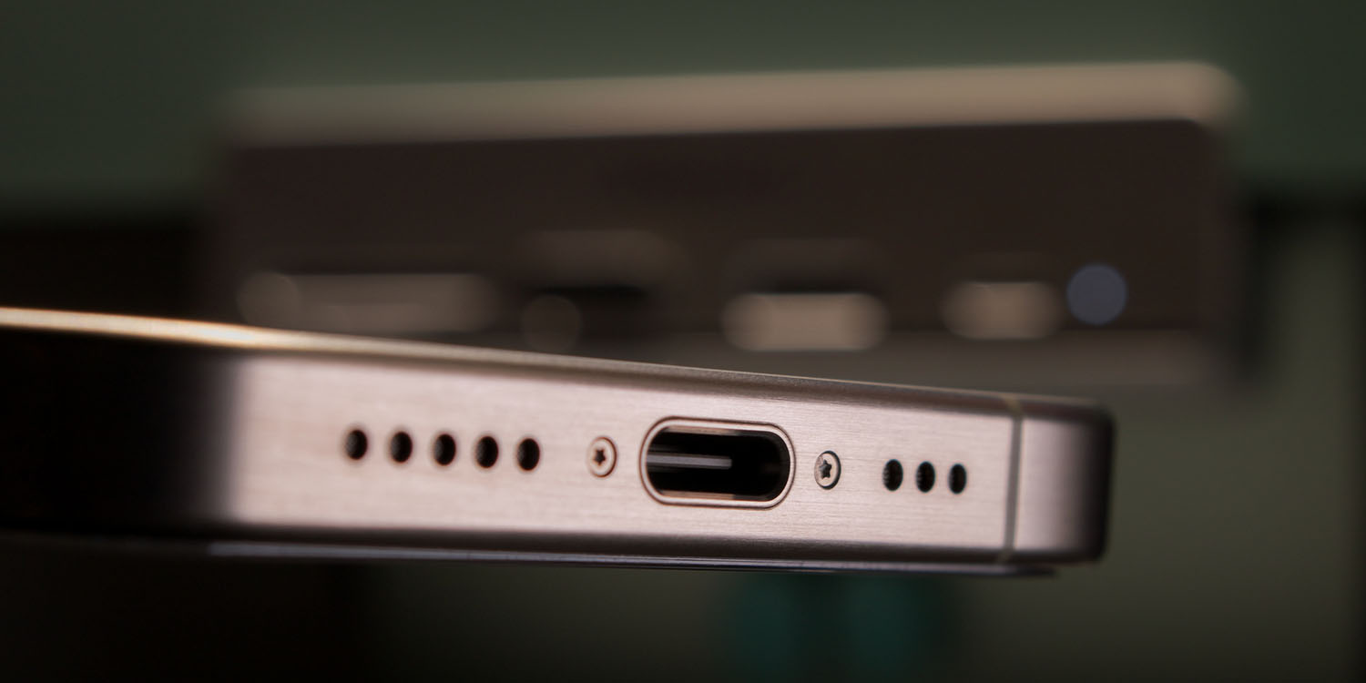 Порт USB-C на iPhone 15