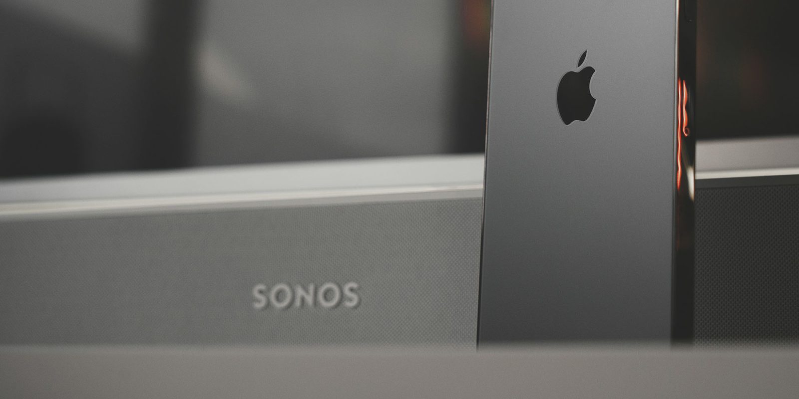 Два новых продукта Sonos готовы к отправке, но отложены | Саундбар Sonos замечен за iPhone