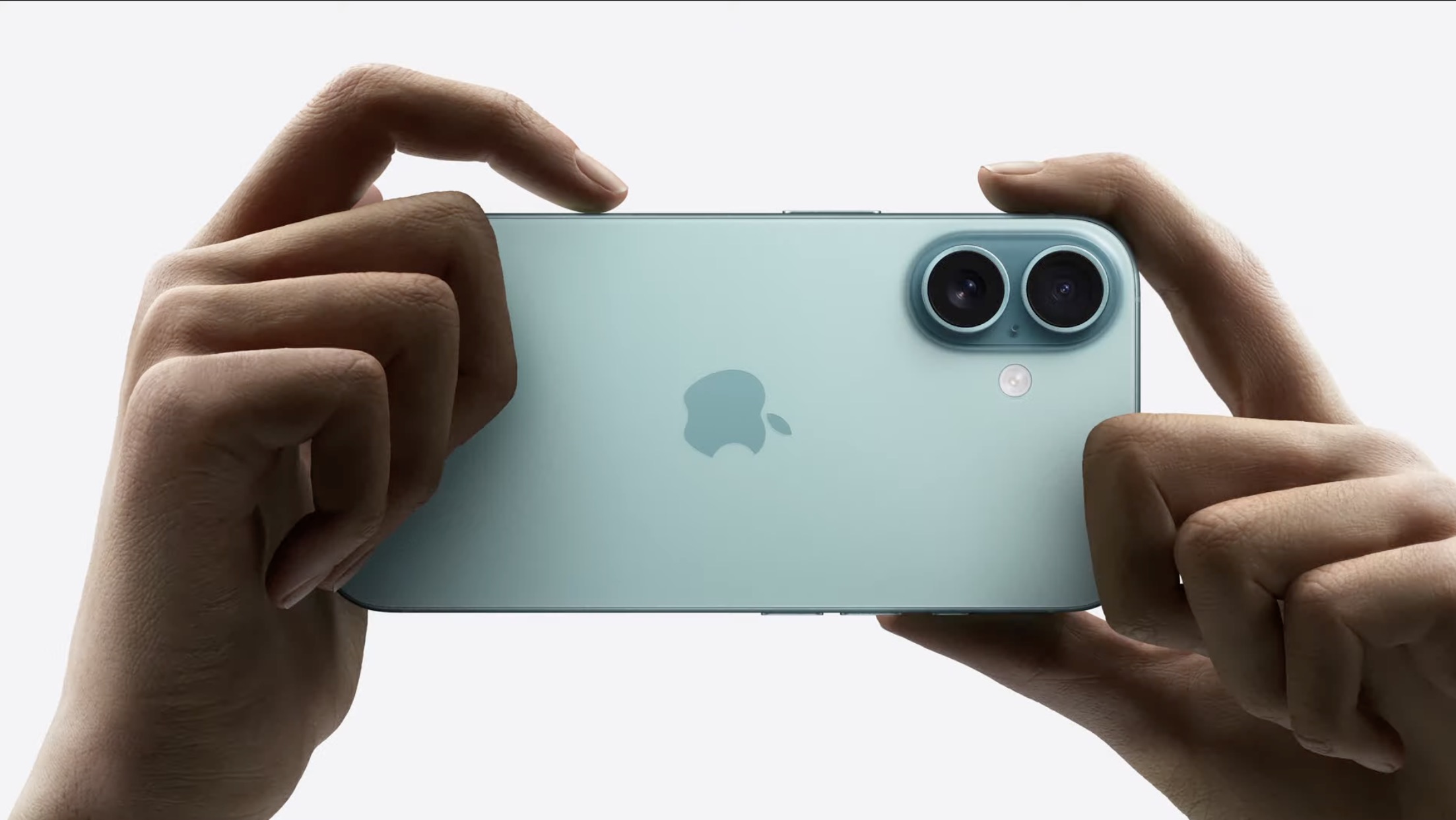 Функция управления камерой iPhone 16