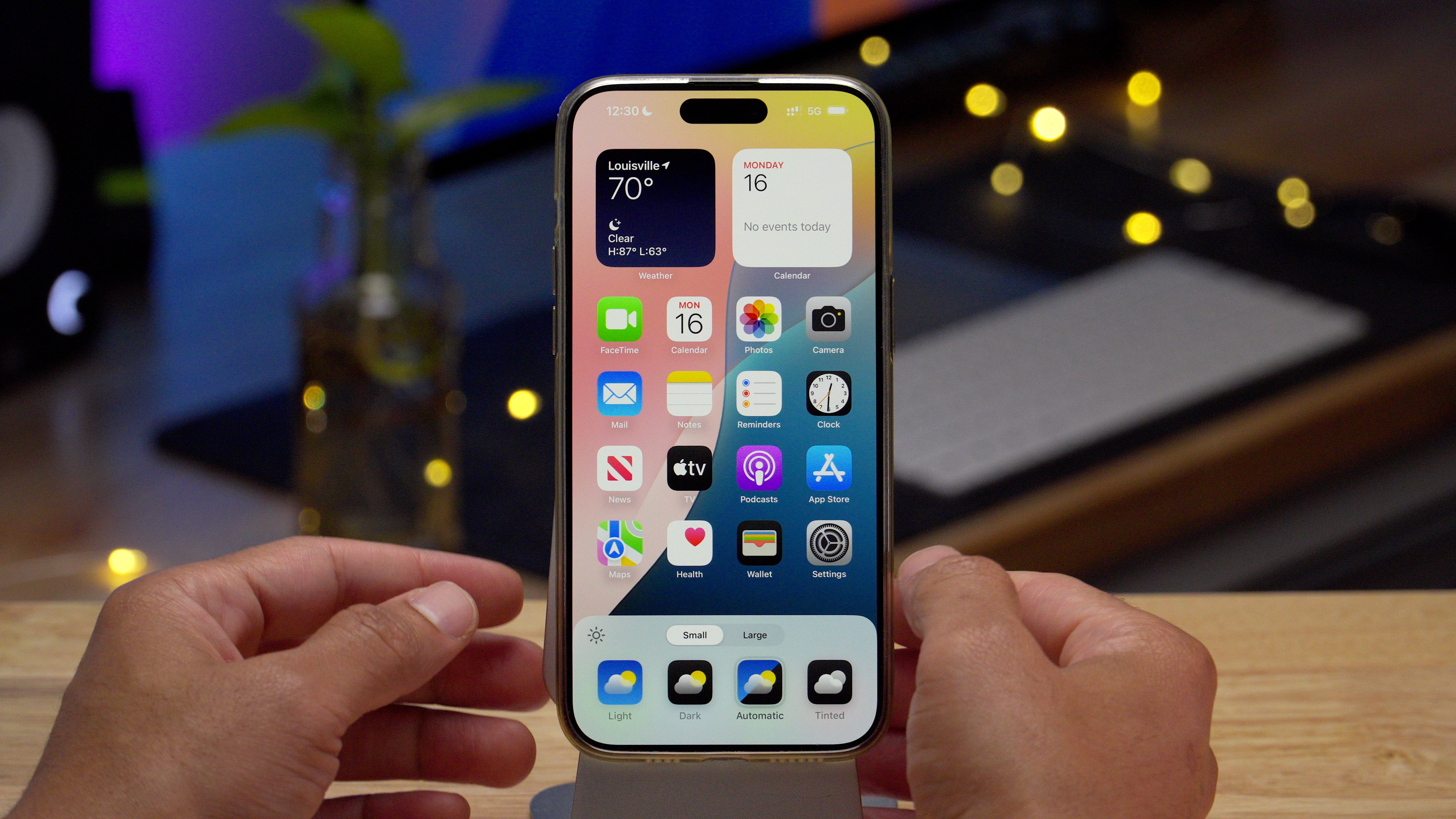 Панель настройки главного экрана iOS 18