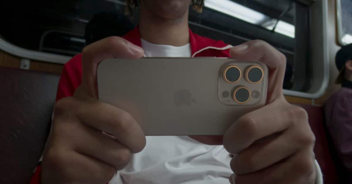 iOS 18.1 добавляет новую опцию селфи для управления камерой iPhone 16