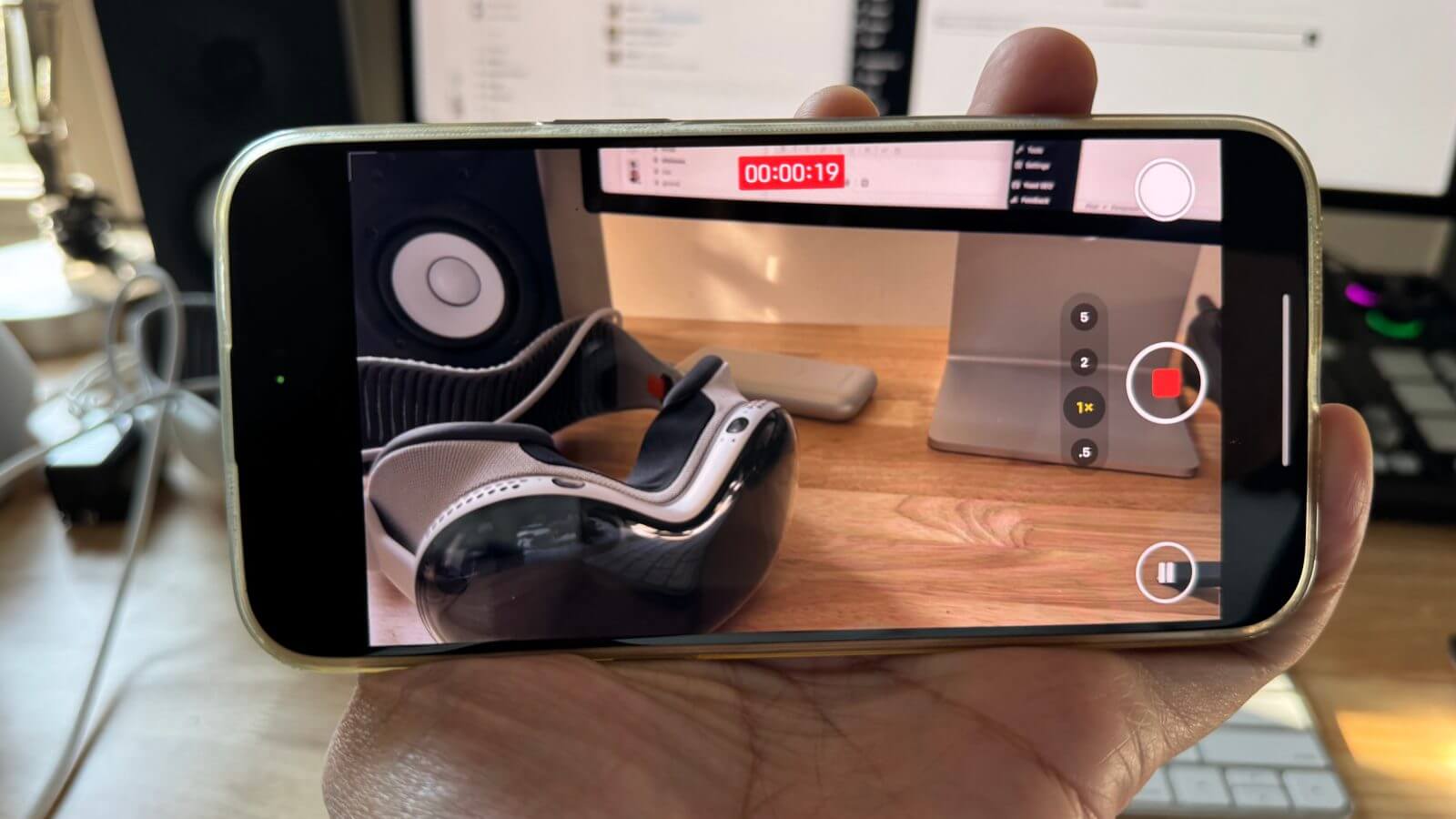 В iOS 18 RC добавлена ​​возможность приостанавливать видеозапись в приложении «Камера»