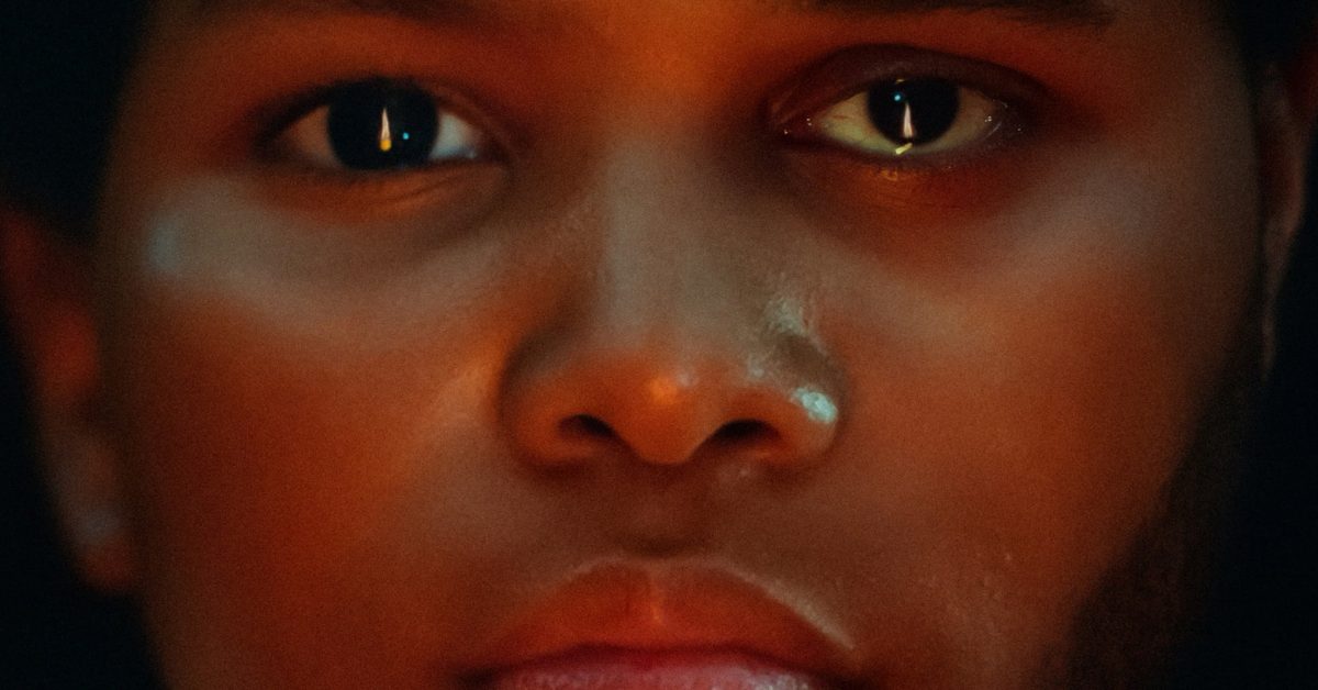 В этот четверг Apple выпустит иммерсивный музыкальный опыт Vision Pro от The Weeknd