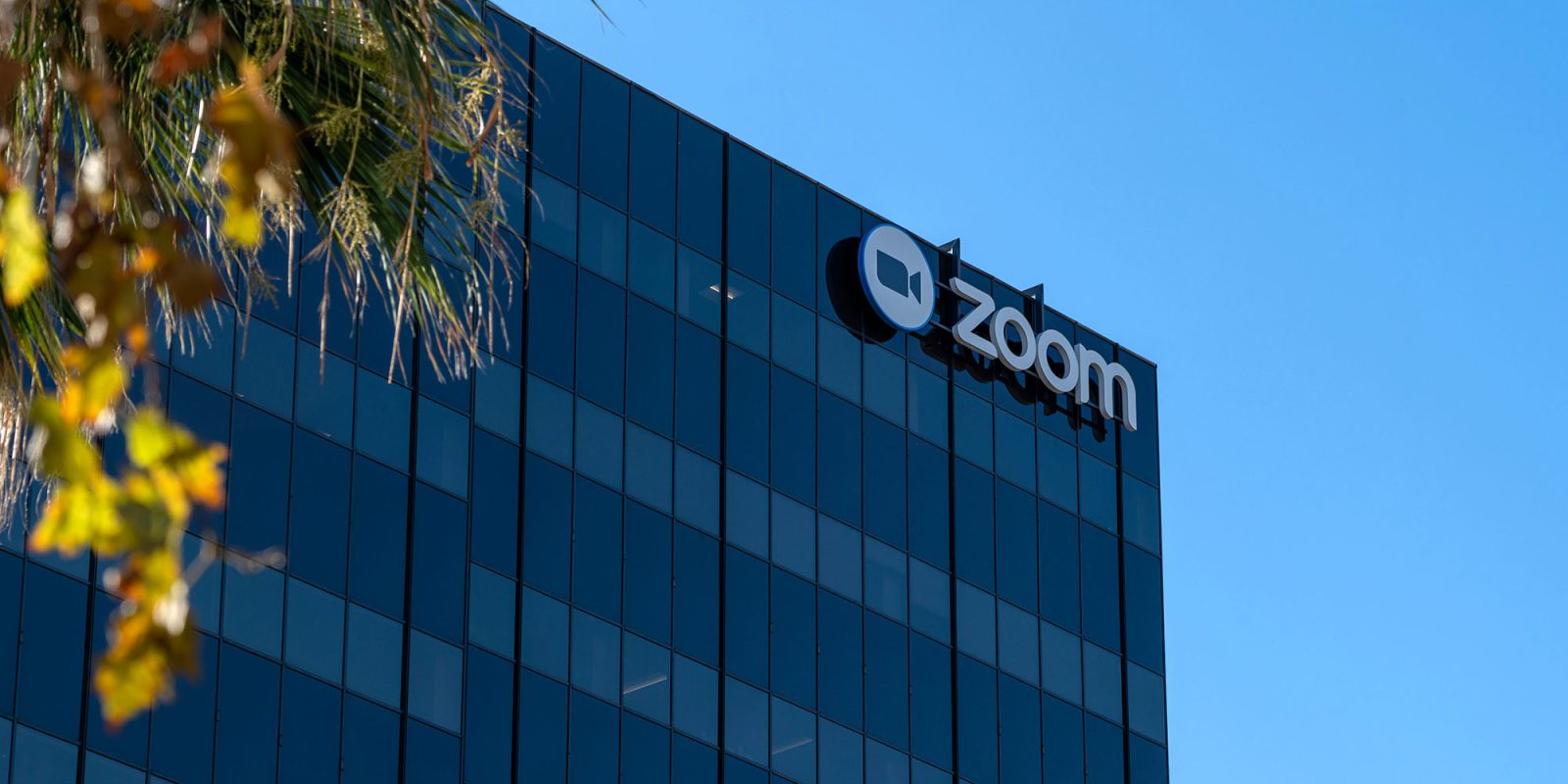 Zoom предлагает еще 18 миллионов долларов за ложь пользователям о шифровании видео | На фото кампус компании
