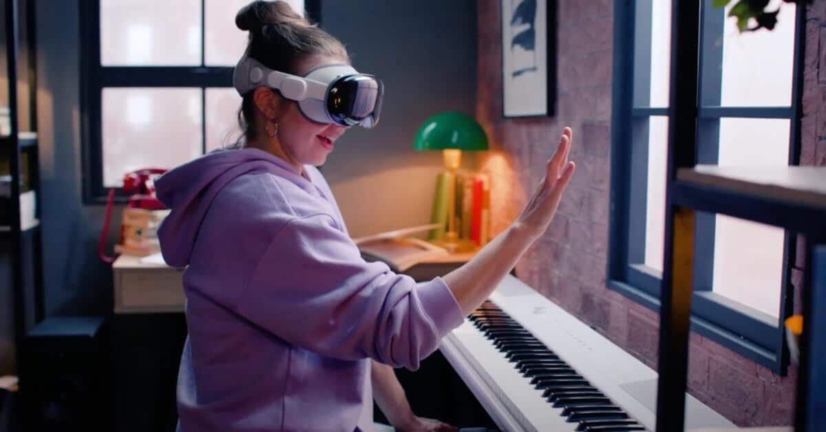 Гурман: Apple планирует поддерживать контроллеры PlayStation VR с помощью Vision Pro