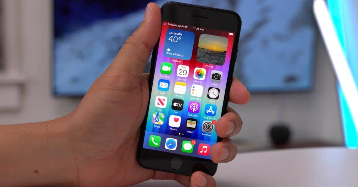 iPhone 14 и iPhone SE больше не доступны в большинстве стран ЕС