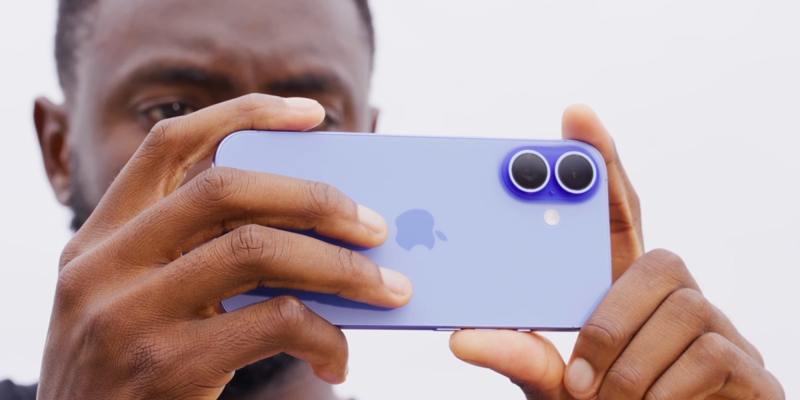 iPhone 16 на удивление стал лучшим маленьким телефоном 2024 года по версии MKBHD