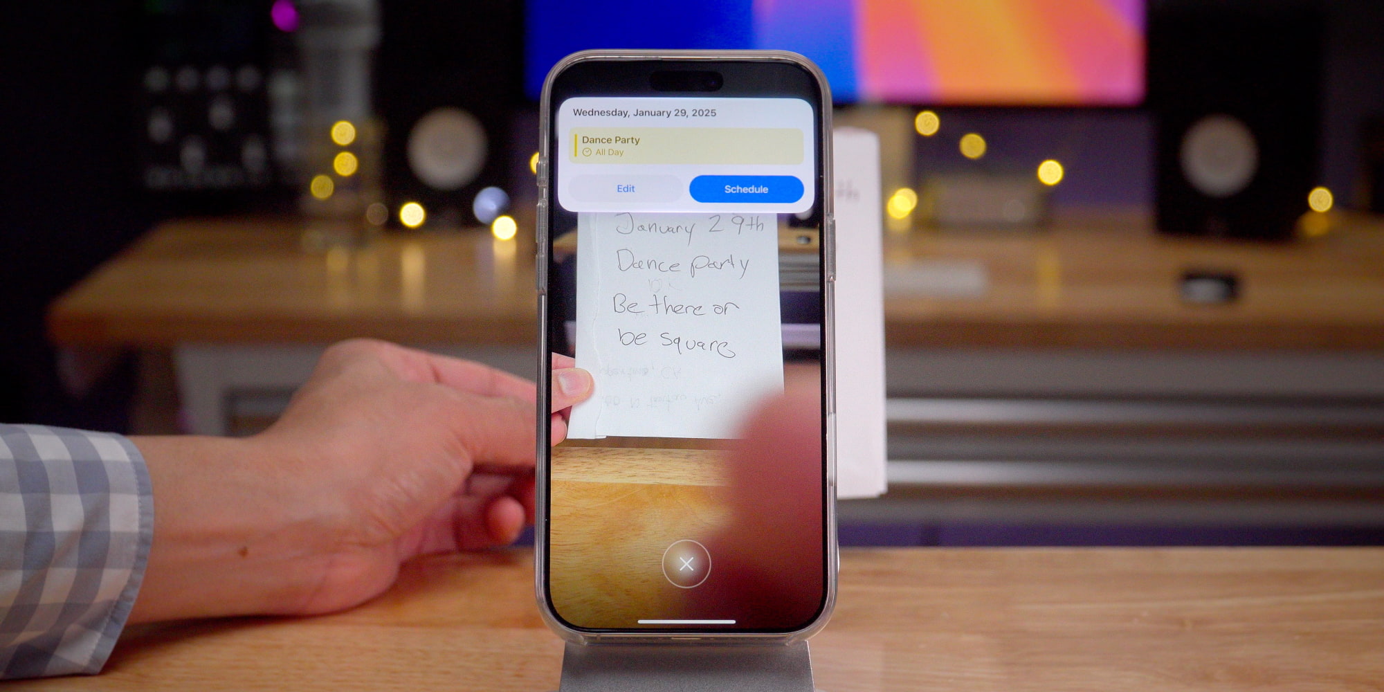 iOS 18.3 Календарь Визуальный интеллект