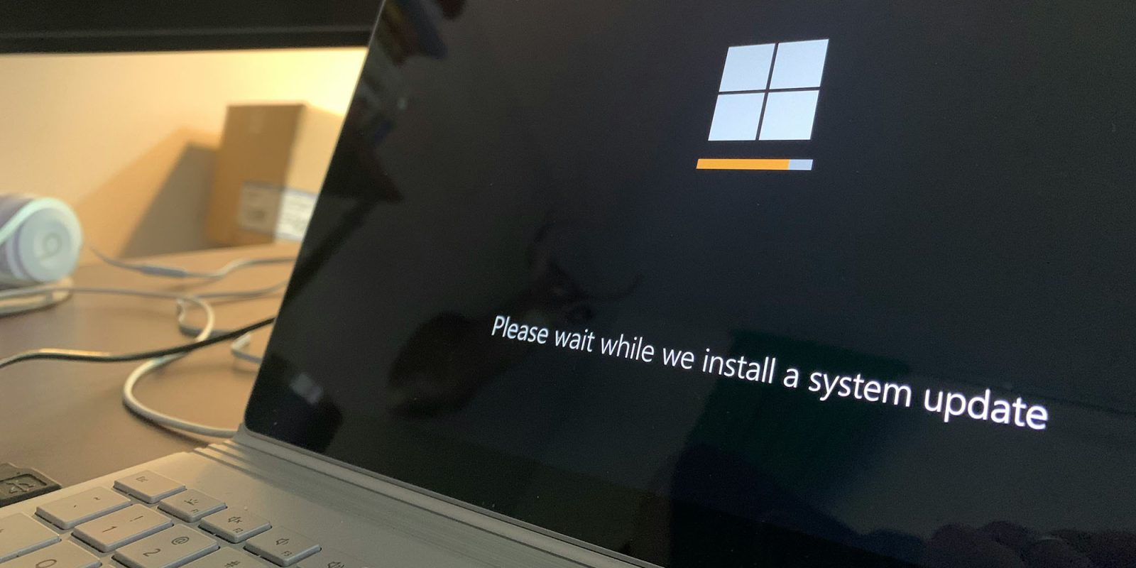 Трамп говорит, что Microsoft может купить Tiktok | Экран обновления Windows