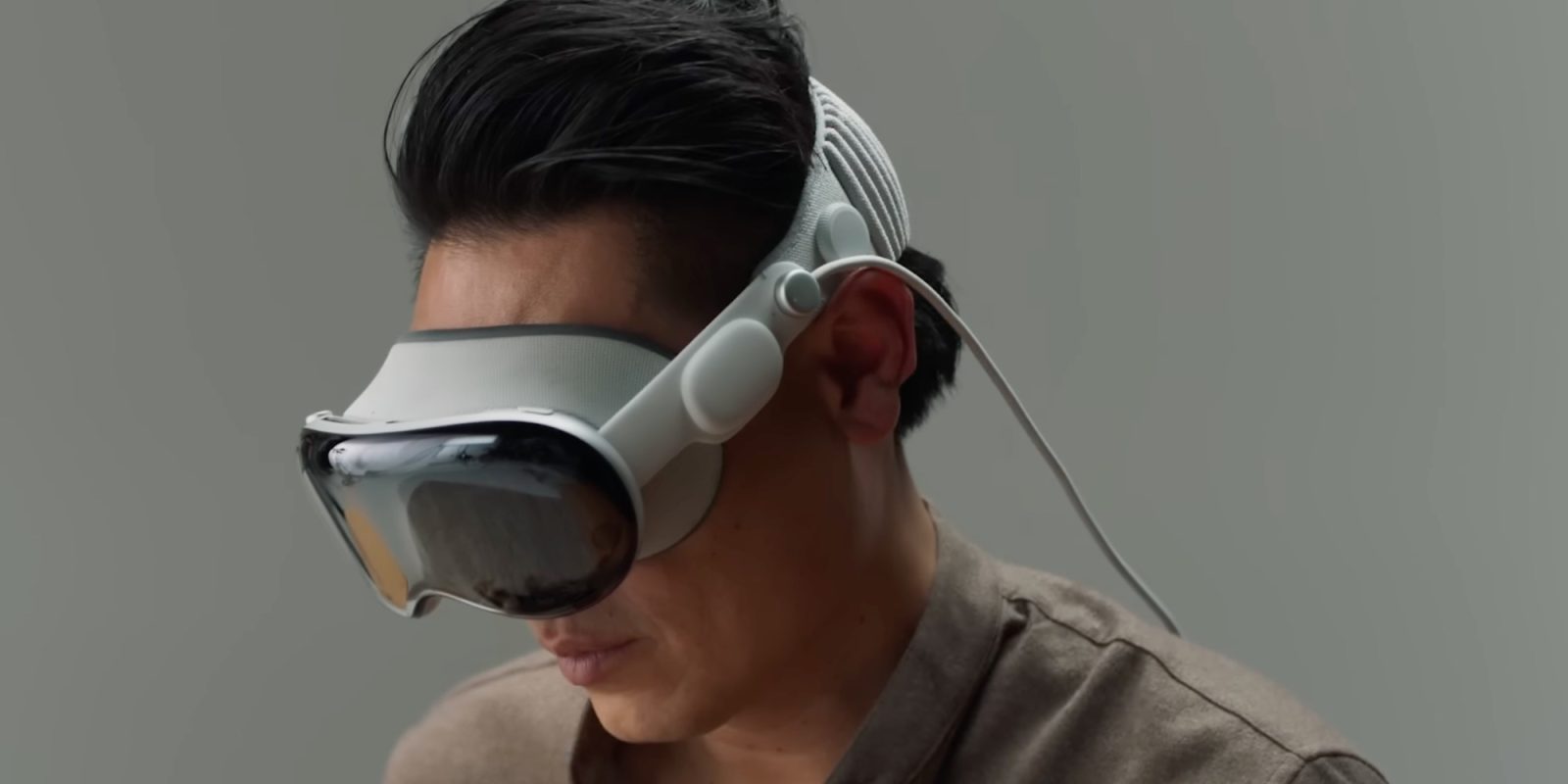 Режиссер «Злого» Джон М. Чу использовал Apple Vision Pro во время постпродакшена фильма.