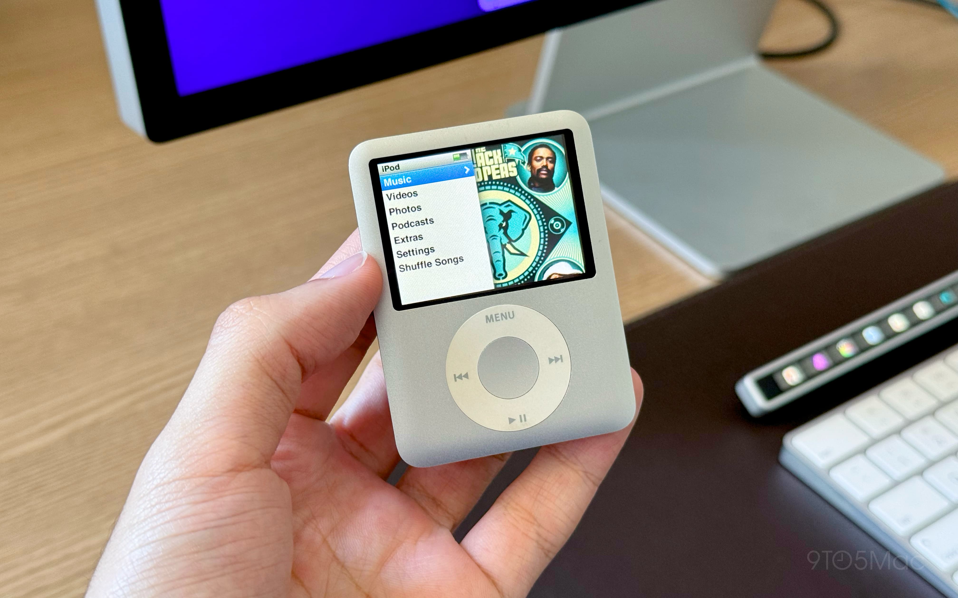 Действительно ли люди хотят вернуть iPod? Скорее всего, нет