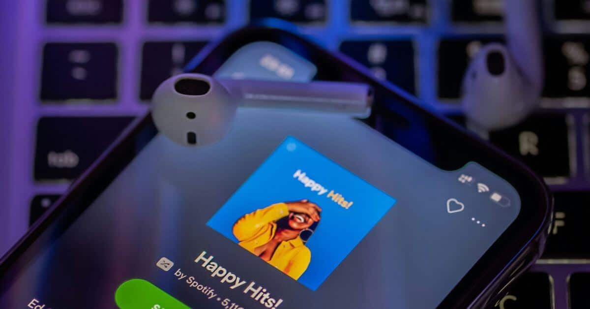 Spotify впервые в своей истории получил прибыль за год, возможно, благодаря Apple