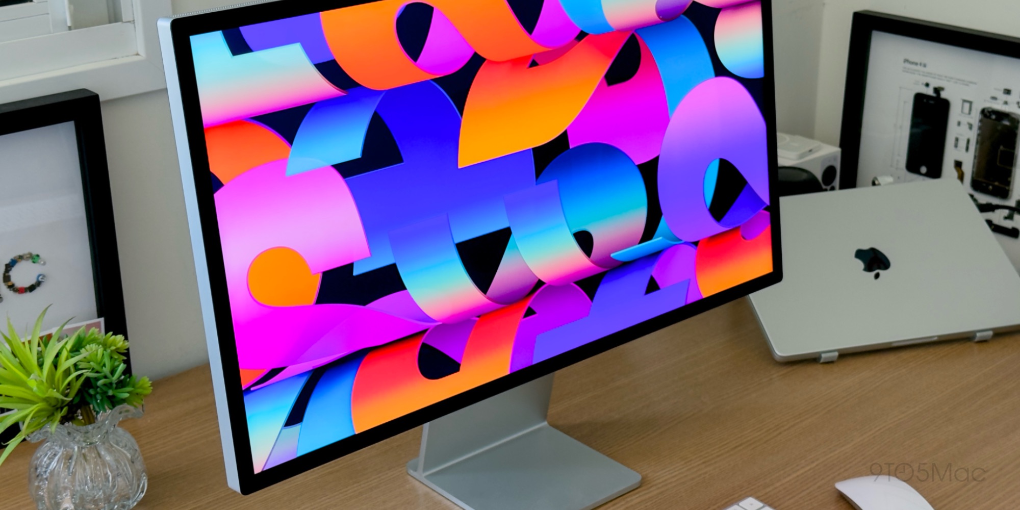 Студийный дисплей Apple: Стоит ли его покупать?