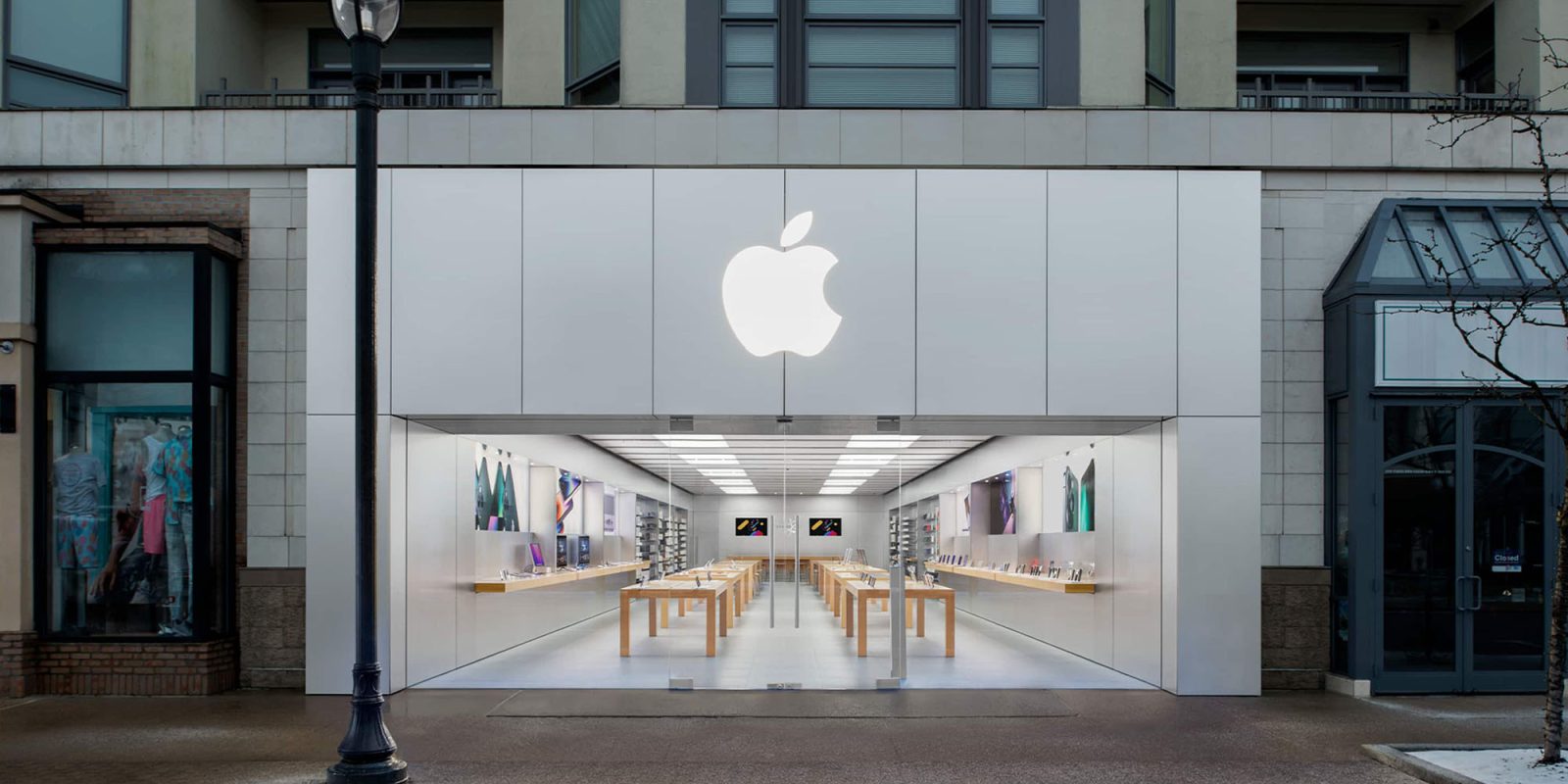 Apple анонсирует новый магазин Crocker Park в Уэстлейке, Огайо (показан существующий магазин)